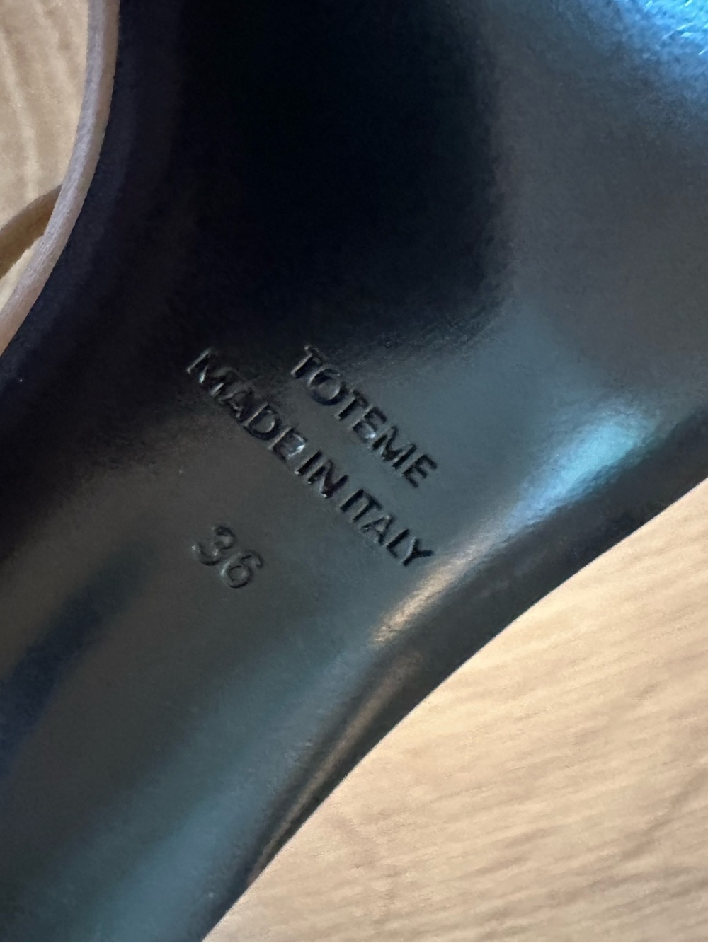 TOTEME The Leather Knot Sandal caramel - Picture 13 of 14